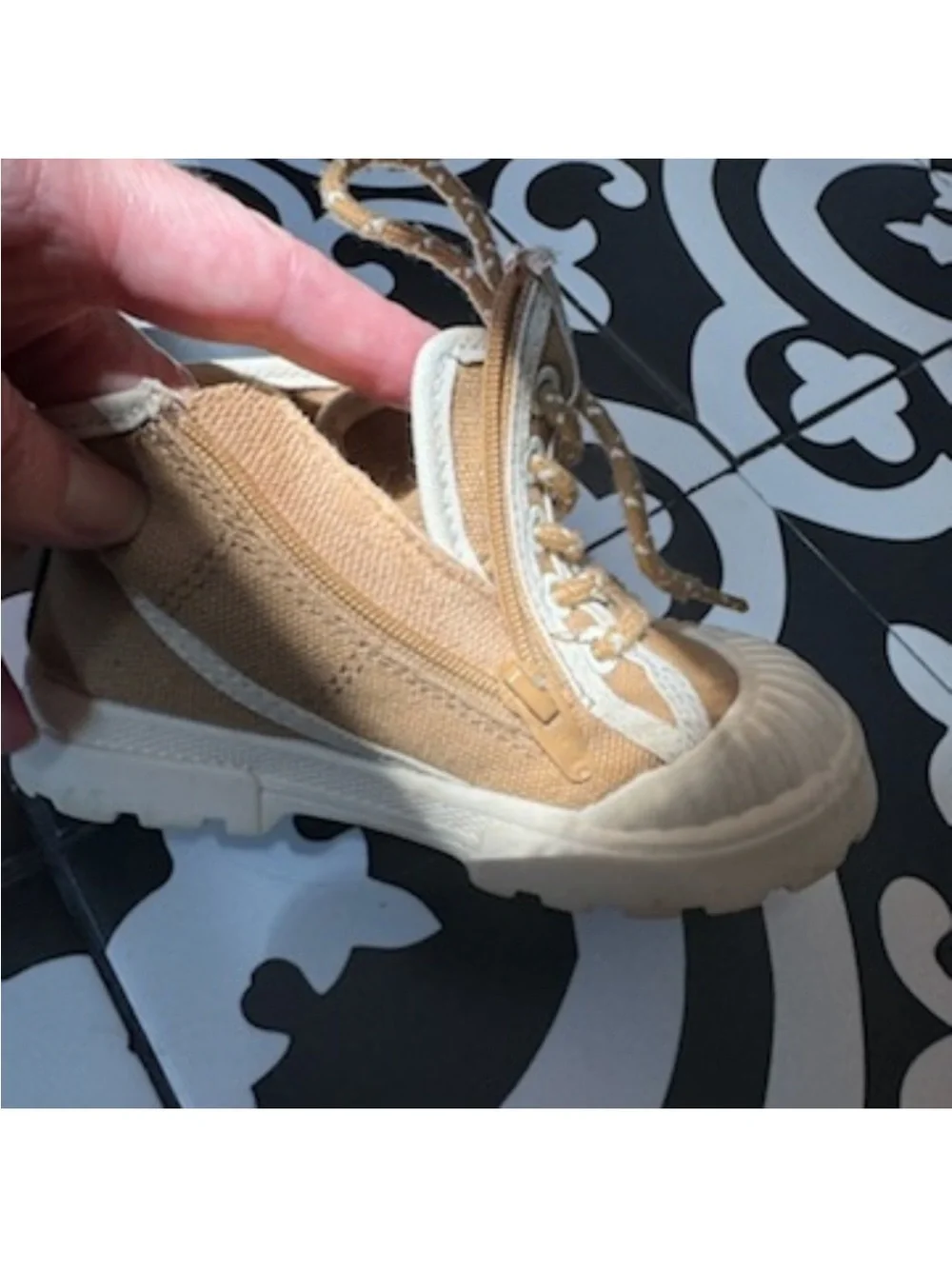 ZARA Toddler/Baby Shoes Khaki Brown Canvas Zip-Up Sneakers EU 21 / US 5.5